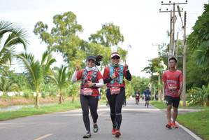 BIB: 0076, 075
                            <button type="button" onclick="openModal(5143559)" class="btn btn-primary btn-sm float-right btn-popup" data-toggle="modal" data-target=".modal-high-quality">
                        <i class="fas fa-shopping-cart"></i> Add to Cart
                    </button>
                                            <button type="button" onclick="isThisMe(5143559, true)" class="btn btn-success btn-sm float-right btn-popup btn-isme hidden" data-toggle="tooltip" data-placement="bottom" title="นี่คือรูปของคุณใช่ไหม คลิกที่นี่เพื่อเอาเข้าอัลบั้ม">
                        <i class="fas fa-plus"></i> Add to album
                    </button>
                    <button type="button" onclick="isThisMe(5143559, false)" class="btn btn-warning btn-sm float-right btn-popup btn-isnotme hidden">
                        <i class="fas fa-ban"></i> Remove from album
                    </button>