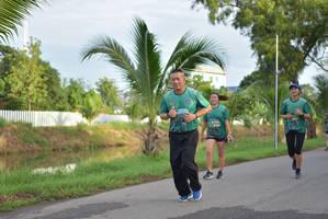 BIB: 542
                            <button type="button" onclick="openModal(5096073)" class="btn btn-primary btn-sm float-right btn-popup" data-toggle="modal" data-target=".modal-high-quality">
                        <i class="fas fa-shopping-cart"></i> Add to Cart
                    </button>
                                            <button type="button" onclick="isThisMe(5096073, true)" class="btn btn-success btn-sm float-right btn-popup btn-isme hidden" data-toggle="tooltip" data-placement="bottom" title="นี่คือรูปของคุณใช่ไหม คลิกที่นี่เพื่อเอาเข้าอัลบั้ม">
                        <i class="fas fa-plus"></i> Add to album
                    </button>
                    <button type="button" onclick="isThisMe(5096073, false)" class="btn btn-warning btn-sm float-right btn-popup btn-isnotme hidden">
                        <i class="fas fa-ban"></i> Remove from album
                    </button>