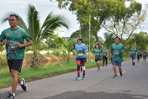 BIB: 691
                            <button type="button" onclick="openModal(5097048)" class="btn btn-primary btn-sm float-right btn-popup" data-toggle="modal" data-target=".modal-high-quality">
                        <i class="fas fa-shopping-cart"></i> Add to Cart
                    </button>
                                            <button type="button" onclick="isThisMe(5097048, true)" class="btn btn-success btn-sm float-right btn-popup btn-isme hidden" data-toggle="tooltip" data-placement="bottom" title="นี่คือรูปของคุณใช่ไหม คลิกที่นี่เพื่อเอาเข้าอัลบั้ม">
                        <i class="fas fa-plus"></i> Add to album
                    </button>
                    <button type="button" onclick="isThisMe(5097048, false)" class="btn btn-warning btn-sm float-right btn-popup btn-isnotme hidden">
                        <i class="fas fa-ban"></i> Remove from album
                    </button>