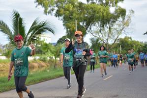 BIB: 004, 254
                            <button type="button" onclick="openModal(5097737)" class="btn btn-primary btn-sm float-right btn-popup" data-toggle="modal" data-target=".modal-high-quality">
                        <i class="fas fa-shopping-cart"></i> Add to Cart
                    </button>
                                            <button type="button" onclick="isThisMe(5097737, true)" class="btn btn-success btn-sm float-right btn-popup btn-isme hidden" data-toggle="tooltip" data-placement="bottom" title="นี่คือรูปของคุณใช่ไหม คลิกที่นี่เพื่อเอาเข้าอัลบั้ม">
                        <i class="fas fa-plus"></i> Add to album
                    </button>
                    <button type="button" onclick="isThisMe(5097737, false)" class="btn btn-warning btn-sm float-right btn-popup btn-isnotme hidden">
                        <i class="fas fa-ban"></i> Remove from album
                    </button>