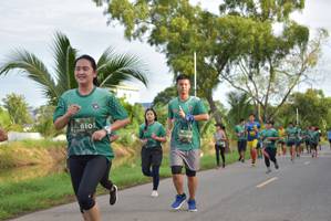 BIB: 610
                            <button type="button" onclick="openModal(5096732)" class="btn btn-primary btn-sm float-right btn-popup" data-toggle="modal" data-target=".modal-high-quality">
                        <i class="fas fa-shopping-cart"></i> Add to Cart
                    </button>
                                            <button type="button" onclick="isThisMe(5096732, true)" class="btn btn-success btn-sm float-right btn-popup btn-isme hidden" data-toggle="tooltip" data-placement="bottom" title="นี่คือรูปของคุณใช่ไหม คลิกที่นี่เพื่อเอาเข้าอัลบั้ม">
                        <i class="fas fa-plus"></i> Add to album
                    </button>
                    <button type="button" onclick="isThisMe(5096732, false)" class="btn btn-warning btn-sm float-right btn-popup btn-isnotme hidden">
                        <i class="fas fa-ban"></i> Remove from album
                    </button>