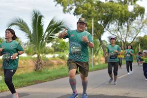 BIB: 650, 2431
                            <button type="button" onclick="openModal(5098556)" class="btn btn-primary btn-sm float-right btn-popup" data-toggle="modal" data-target=".modal-high-quality">
                        <i class="fas fa-shopping-cart"></i> Add to Cart
                    </button>
                                            <button type="button" onclick="isThisMe(5098556, true)" class="btn btn-success btn-sm float-right btn-popup btn-isme hidden" data-toggle="tooltip" data-placement="bottom" title="นี่คือรูปของคุณใช่ไหม คลิกที่นี่เพื่อเอาเข้าอัลบั้ม">
                        <i class="fas fa-plus"></i> Add to album
                    </button>
                    <button type="button" onclick="isThisMe(5098556, false)" class="btn btn-warning btn-sm float-right btn-popup btn-isnotme hidden">
                        <i class="fas fa-ban"></i> Remove from album
                    </button>