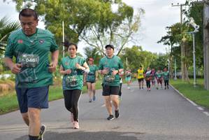 BIB: 0461, 079
                            <button type="button" onclick="openModal(5098128)" class="btn btn-primary btn-sm float-right btn-popup" data-toggle="modal" data-target=".modal-high-quality">
                        <i class="fas fa-shopping-cart"></i> Add to Cart
                    </button>
                                            <button type="button" onclick="isThisMe(5098128, true)" class="btn btn-success btn-sm float-right btn-popup btn-isme hidden" data-toggle="tooltip" data-placement="bottom" title="นี่คือรูปของคุณใช่ไหม คลิกที่นี่เพื่อเอาเข้าอัลบั้ม">
                        <i class="fas fa-plus"></i> Add to album
                    </button>
                    <button type="button" onclick="isThisMe(5098128, false)" class="btn btn-warning btn-sm float-right btn-popup btn-isnotme hidden">
                        <i class="fas fa-ban"></i> Remove from album
                    </button>