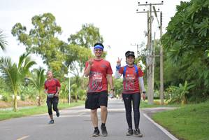 BIB: 248, 0252
                            <button type="button" onclick="openModal(5143608)" class="btn btn-primary btn-sm float-right btn-popup" data-toggle="modal" data-target=".modal-high-quality">
                        <i class="fas fa-shopping-cart"></i> Add to Cart
                    </button>
                                            <button type="button" onclick="isThisMe(5143608, true)" class="btn btn-success btn-sm float-right btn-popup btn-isme hidden" data-toggle="tooltip" data-placement="bottom" title="นี่คือรูปของคุณใช่ไหม คลิกที่นี่เพื่อเอาเข้าอัลบั้ม">
                        <i class="fas fa-plus"></i> Add to album
                    </button>
                    <button type="button" onclick="isThisMe(5143608, false)" class="btn btn-warning btn-sm float-right btn-popup btn-isnotme hidden">
                        <i class="fas fa-ban"></i> Remove from album
                    </button>