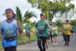 BIB: 490
                            <button type="button" onclick="openModal(5098067)" class="btn btn-primary btn-sm float-right btn-popup" data-toggle="modal" data-target=".modal-high-quality">
                        <i class="fas fa-shopping-cart"></i> Add to Cart
                    </button>
                                            <button type="button" onclick="isThisMe(5098067, true)" class="btn btn-success btn-sm float-right btn-popup btn-isme hidden" data-toggle="tooltip" data-placement="bottom" title="นี่คือรูปของคุณใช่ไหม คลิกที่นี่เพื่อเอาเข้าอัลบั้ม">
                        <i class="fas fa-plus"></i> Add to album
                    </button>
                    <button type="button" onclick="isThisMe(5098067, false)" class="btn btn-warning btn-sm float-right btn-popup btn-isnotme hidden">
                        <i class="fas fa-ban"></i> Remove from album
                    </button>