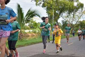 BIB: 606
                            <button type="button" onclick="openModal(5097164)" class="btn btn-primary btn-sm float-right btn-popup" data-toggle="modal" data-target=".modal-high-quality">
                        <i class="fas fa-shopping-cart"></i> Add to Cart
                    </button>
                                            <button type="button" onclick="isThisMe(5097164, true)" class="btn btn-success btn-sm float-right btn-popup btn-isme hidden" data-toggle="tooltip" data-placement="bottom" title="นี่คือรูปของคุณใช่ไหม คลิกที่นี่เพื่อเอาเข้าอัลบั้ม">
                        <i class="fas fa-plus"></i> Add to album
                    </button>
                    <button type="button" onclick="isThisMe(5097164, false)" class="btn btn-warning btn-sm float-right btn-popup btn-isnotme hidden">
                        <i class="fas fa-ban"></i> Remove from album
                    </button>