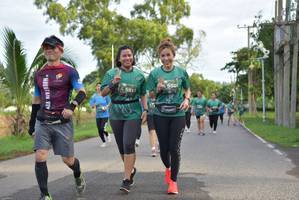 BIB: 5511
                            <button type="button" onclick="openModal(5098324)" class="btn btn-primary btn-sm float-right btn-popup" data-toggle="modal" data-target=".modal-high-quality">
                        <i class="fas fa-shopping-cart"></i> Add to Cart
                    </button>
                                            <button type="button" onclick="isThisMe(5098324, true)" class="btn btn-success btn-sm float-right btn-popup btn-isme hidden" data-toggle="tooltip" data-placement="bottom" title="นี่คือรูปของคุณใช่ไหม คลิกที่นี่เพื่อเอาเข้าอัลบั้ม">
                        <i class="fas fa-plus"></i> Add to album
                    </button>
                    <button type="button" onclick="isThisMe(5098324, false)" class="btn btn-warning btn-sm float-right btn-popup btn-isnotme hidden">
                        <i class="fas fa-ban"></i> Remove from album
                    </button>