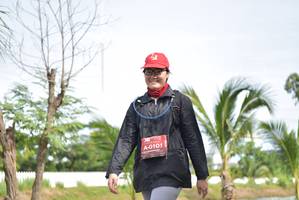 BIB: 0101
                            <button type="button" onclick="openModal(5143804)" class="btn btn-primary btn-sm float-right btn-popup" data-toggle="modal" data-target=".modal-high-quality">
                        <i class="fas fa-shopping-cart"></i> Add to Cart
                    </button>
                                            <button type="button" onclick="isThisMe(5143804, true)" class="btn btn-success btn-sm float-right btn-popup btn-isme hidden" data-toggle="tooltip" data-placement="bottom" title="นี่คือรูปของคุณใช่ไหม คลิกที่นี่เพื่อเอาเข้าอัลบั้ม">
                        <i class="fas fa-plus"></i> Add to album
                    </button>
                    <button type="button" onclick="isThisMe(5143804, false)" class="btn btn-warning btn-sm float-right btn-popup btn-isnotme hidden">
                        <i class="fas fa-ban"></i> Remove from album
                    </button>