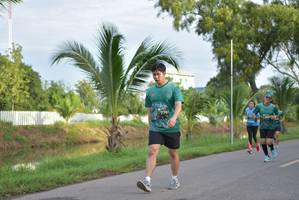 BIB: 776
                            <button type="button" onclick="openModal(5095524)" class="btn btn-primary btn-sm float-right btn-popup" data-toggle="modal" data-target=".modal-high-quality">
                        <i class="fas fa-shopping-cart"></i> Add to Cart
                    </button>
                                            <button type="button" onclick="isThisMe(5095524, true)" class="btn btn-success btn-sm float-right btn-popup btn-isme hidden" data-toggle="tooltip" data-placement="bottom" title="นี่คือรูปของคุณใช่ไหม คลิกที่นี่เพื่อเอาเข้าอัลบั้ม">
                        <i class="fas fa-plus"></i> Add to album
                    </button>
                    <button type="button" onclick="isThisMe(5095524, false)" class="btn btn-warning btn-sm float-right btn-popup btn-isnotme hidden">
                        <i class="fas fa-ban"></i> Remove from album
                    </button>