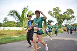 BIB: 2651
                            <button type="button" onclick="openModal(5099163)" class="btn btn-primary btn-sm float-right btn-popup" data-toggle="modal" data-target=".modal-high-quality">
                        <i class="fas fa-shopping-cart"></i> Add to Cart
                    </button>
                                            <button type="button" onclick="isThisMe(5099163, true)" class="btn btn-success btn-sm float-right btn-popup btn-isme hidden" data-toggle="tooltip" data-placement="bottom" title="นี่คือรูปของคุณใช่ไหม คลิกที่นี่เพื่อเอาเข้าอัลบั้ม">
                        <i class="fas fa-plus"></i> Add to album
                    </button>
                    <button type="button" onclick="isThisMe(5099163, false)" class="btn btn-warning btn-sm float-right btn-popup btn-isnotme hidden">
                        <i class="fas fa-ban"></i> Remove from album
                    </button>