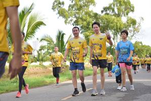 BIB: 0837, 0781
                            <button type="button" onclick="openModal(5141311)" class="btn btn-primary btn-sm float-right btn-popup" data-toggle="modal" data-target=".modal-high-quality">
                        <i class="fas fa-shopping-cart"></i> Add to Cart
                    </button>
                                            <button type="button" onclick="isThisMe(5141311, true)" class="btn btn-success btn-sm float-right btn-popup btn-isme hidden" data-toggle="tooltip" data-placement="bottom" title="นี่คือรูปของคุณใช่ไหม คลิกที่นี่เพื่อเอาเข้าอัลบั้ม">
                        <i class="fas fa-plus"></i> Add to album
                    </button>
                    <button type="button" onclick="isThisMe(5141311, false)" class="btn btn-warning btn-sm float-right btn-popup btn-isnotme hidden">
                        <i class="fas fa-ban"></i> Remove from album
                    </button>
