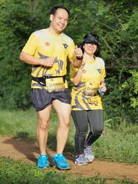 BIB: 0860, 086
                            <button type="button" onclick="openModal(5151001)" class="btn btn-primary btn-sm float-right btn-popup" data-toggle="modal" data-target=".modal-high-quality">
                        <i class="fas fa-shopping-cart"></i> Add to Cart
                    </button>
                                            <button type="button" onclick="isThisMe(5151001, true)" class="btn btn-success btn-sm float-right btn-popup btn-isme hidden" data-toggle="tooltip" data-placement="bottom" title="นี่คือรูปของคุณใช่ไหม คลิกที่นี่เพื่อเอาเข้าอัลบั้ม">
                        <i class="fas fa-plus"></i> Add to album
                    </button>
                    <button type="button" onclick="isThisMe(5151001, false)" class="btn btn-warning btn-sm float-right btn-popup btn-isnotme hidden">
                        <i class="fas fa-ban"></i> Remove from album
                    </button>