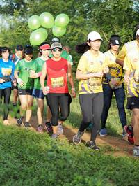 BIB: 0332, 0945
                            <button type="button" onclick="openModal(5147449)" class="btn btn-primary btn-sm float-right btn-popup" data-toggle="modal" data-target=".modal-high-quality">
                        <i class="fas fa-shopping-cart"></i> Add to Cart
                    </button>
                                            <button type="button" onclick="isThisMe(5147449, true)" class="btn btn-success btn-sm float-right btn-popup btn-isme hidden" data-toggle="tooltip" data-placement="bottom" title="นี่คือรูปของคุณใช่ไหม คลิกที่นี่เพื่อเอาเข้าอัลบั้ม">
                        <i class="fas fa-plus"></i> Add to album
                    </button>
                    <button type="button" onclick="isThisMe(5147449, false)" class="btn btn-warning btn-sm float-right btn-popup btn-isnotme hidden">
                        <i class="fas fa-ban"></i> Remove from album
                    </button>