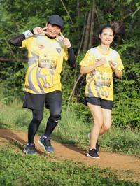 BIB: 0930
                            <button type="button" onclick="openModal(5151800)" class="btn btn-primary btn-sm float-right btn-popup" data-toggle="modal" data-target=".modal-high-quality">
                        <i class="fas fa-shopping-cart"></i> Add to Cart
                    </button>
                                            <button type="button" onclick="isThisMe(5151800, true)" class="btn btn-success btn-sm float-right btn-popup btn-isme hidden" data-toggle="tooltip" data-placement="bottom" title="นี่คือรูปของคุณใช่ไหม คลิกที่นี่เพื่อเอาเข้าอัลบั้ม">
                        <i class="fas fa-plus"></i> Add to album
                    </button>
                    <button type="button" onclick="isThisMe(5151800, false)" class="btn btn-warning btn-sm float-right btn-popup btn-isnotme hidden">
                        <i class="fas fa-ban"></i> Remove from album
                    </button>