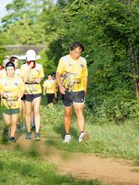 BIB: 0725, 7362
                            <button type="button" onclick="openModal(5147111)" class="btn btn-primary btn-sm float-right btn-popup" data-toggle="modal" data-target=".modal-high-quality">
                        <i class="fas fa-shopping-cart"></i> Add to Cart
                    </button>
                                            <button type="button" onclick="isThisMe(5147111, true)" class="btn btn-success btn-sm float-right btn-popup btn-isme hidden" data-toggle="tooltip" data-placement="bottom" title="นี่คือรูปของคุณใช่ไหม คลิกที่นี่เพื่อเอาเข้าอัลบั้ม">
                        <i class="fas fa-plus"></i> Add to album
                    </button>
                    <button type="button" onclick="isThisMe(5147111, false)" class="btn btn-warning btn-sm float-right btn-popup btn-isnotme hidden">
                        <i class="fas fa-ban"></i> Remove from album
                    </button>