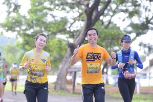 BIB: 0531, 0532, 0245
                            <button type="button" onclick="openModal(4968485)" class="btn btn-primary btn-sm float-right btn-popup" data-toggle="modal" data-target=".modal-high-quality">
                        <i class="fas fa-shopping-cart"></i> Add to Cart
                    </button>
                                            <button type="button" onclick="isThisMe(4968485, true)" class="btn btn-success btn-sm float-right btn-popup btn-isme hidden" data-toggle="tooltip" data-placement="bottom" title="นี่คือรูปของคุณใช่ไหม คลิกที่นี่เพื่อเอาเข้าอัลบั้ม">
                        <i class="fas fa-plus"></i> Add to album
                    </button>
                    <button type="button" onclick="isThisMe(4968485, false)" class="btn btn-warning btn-sm float-right btn-popup btn-isnotme hidden">
                        <i class="fas fa-ban"></i> Remove from album
                    </button>