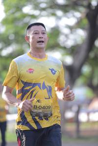 BIB: 0409
                            <button type="button" onclick="openModal(4976766)" class="btn btn-primary btn-sm float-right btn-popup" data-toggle="modal" data-target=".modal-high-quality">
                        <i class="fas fa-shopping-cart"></i> Add to Cart
                    </button>
                                            <button type="button" onclick="isThisMe(4976766, true)" class="btn btn-success btn-sm float-right btn-popup btn-isme hidden" data-toggle="tooltip" data-placement="bottom" title="นี่คือรูปของคุณใช่ไหม คลิกที่นี่เพื่อเอาเข้าอัลบั้ม">
                        <i class="fas fa-plus"></i> Add to album
                    </button>
                    <button type="button" onclick="isThisMe(4976766, false)" class="btn btn-warning btn-sm float-right btn-popup btn-isnotme hidden">
                        <i class="fas fa-ban"></i> Remove from album
                    </button>