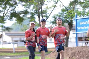 BIB: 0309, 0195
                            <button type="button" onclick="openModal(4952803)" class="btn btn-primary btn-sm float-right btn-popup" data-toggle="modal" data-target=".modal-high-quality">
                        <i class="fas fa-shopping-cart"></i> Add to Cart
                    </button>
                                            <button type="button" onclick="isThisMe(4952803, true)" class="btn btn-success btn-sm float-right btn-popup btn-isme hidden" data-toggle="tooltip" data-placement="bottom" title="นี่คือรูปของคุณใช่ไหม คลิกที่นี่เพื่อเอาเข้าอัลบั้ม">
                        <i class="fas fa-plus"></i> Add to album
                    </button>
                    <button type="button" onclick="isThisMe(4952803, false)" class="btn btn-warning btn-sm float-right btn-popup btn-isnotme hidden">
                        <i class="fas fa-ban"></i> Remove from album
                    </button>