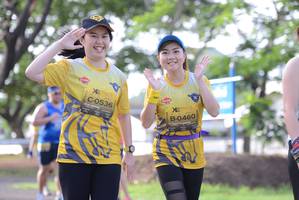 BIB: 0536, 0460
                            <button type="button" onclick="openModal(4970607)" class="btn btn-primary btn-sm float-right btn-popup" data-toggle="modal" data-target=".modal-high-quality">
                        <i class="fas fa-shopping-cart"></i> Add to Cart
                    </button>
                                            <button type="button" onclick="isThisMe(4970607, true)" class="btn btn-success btn-sm float-right btn-popup btn-isme hidden" data-toggle="tooltip" data-placement="bottom" title="นี่คือรูปของคุณใช่ไหม คลิกที่นี่เพื่อเอาเข้าอัลบั้ม">
                        <i class="fas fa-plus"></i> Add to album
                    </button>
                    <button type="button" onclick="isThisMe(4970607, false)" class="btn btn-warning btn-sm float-right btn-popup btn-isnotme hidden">
                        <i class="fas fa-ban"></i> Remove from album
                    </button>