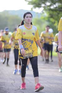 BIB: 0956
                            <button type="button" onclick="openModal(4971325)" class="btn btn-primary btn-sm float-right btn-popup" data-toggle="modal" data-target=".modal-high-quality">
                        <i class="fas fa-shopping-cart"></i> Add to Cart
                    </button>
                                            <button type="button" onclick="isThisMe(4971325, true)" class="btn btn-success btn-sm float-right btn-popup btn-isme hidden" data-toggle="tooltip" data-placement="bottom" title="นี่คือรูปของคุณใช่ไหม คลิกที่นี่เพื่อเอาเข้าอัลบั้ม">
                        <i class="fas fa-plus"></i> Add to album
                    </button>
                    <button type="button" onclick="isThisMe(4971325, false)" class="btn btn-warning btn-sm float-right btn-popup btn-isnotme hidden">
                        <i class="fas fa-ban"></i> Remove from album
                    </button>