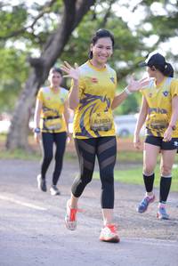 BIB: 1053
                            <button type="button" onclick="openModal(4975861)" class="btn btn-primary btn-sm float-right btn-popup" data-toggle="modal" data-target=".modal-high-quality">
                        <i class="fas fa-shopping-cart"></i> Add to Cart
                    </button>
                                            <button type="button" onclick="isThisMe(4975861, true)" class="btn btn-success btn-sm float-right btn-popup btn-isme hidden" data-toggle="tooltip" data-placement="bottom" title="นี่คือรูปของคุณใช่ไหม คลิกที่นี่เพื่อเอาเข้าอัลบั้ม">
                        <i class="fas fa-plus"></i> Add to album
                    </button>
                    <button type="button" onclick="isThisMe(4975861, false)" class="btn btn-warning btn-sm float-right btn-popup btn-isnotme hidden">
                        <i class="fas fa-ban"></i> Remove from album
                    </button>