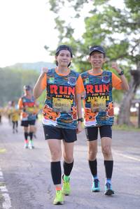 BIB: 045, 0452
                            <button type="button" onclick="openModal(4974064)" class="btn btn-primary btn-sm float-right btn-popup" data-toggle="modal" data-target=".modal-high-quality">
                        <i class="fas fa-shopping-cart"></i> Add to Cart
                    </button>
                                            <button type="button" onclick="isThisMe(4974064, true)" class="btn btn-success btn-sm float-right btn-popup btn-isme hidden" data-toggle="tooltip" data-placement="bottom" title="นี่คือรูปของคุณใช่ไหม คลิกที่นี่เพื่อเอาเข้าอัลบั้ม">
                        <i class="fas fa-plus"></i> Add to album
                    </button>
                    <button type="button" onclick="isThisMe(4974064, false)" class="btn btn-warning btn-sm float-right btn-popup btn-isnotme hidden">
                        <i class="fas fa-ban"></i> Remove from album
                    </button>