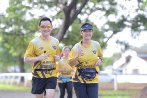 BIB: 0220, 0221
                            <button type="button" onclick="openModal(4969396)" class="btn btn-primary btn-sm float-right btn-popup" data-toggle="modal" data-target=".modal-high-quality">
                        <i class="fas fa-shopping-cart"></i> Add to Cart
                    </button>
                                            <button type="button" onclick="isThisMe(4969396, true)" class="btn btn-success btn-sm float-right btn-popup btn-isme hidden" data-toggle="tooltip" data-placement="bottom" title="นี่คือรูปของคุณใช่ไหม คลิกที่นี่เพื่อเอาเข้าอัลบั้ม">
                        <i class="fas fa-plus"></i> Add to album
                    </button>
                    <button type="button" onclick="isThisMe(4969396, false)" class="btn btn-warning btn-sm float-right btn-popup btn-isnotme hidden">
                        <i class="fas fa-ban"></i> Remove from album
                    </button>