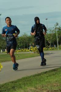 BIB: 0736
                            <button type="button" onclick="openModal(5211187)" class="btn btn-primary btn-sm float-right btn-popup" data-toggle="modal" data-target=".modal-high-quality">
                        <i class="fas fa-shopping-cart"></i> Add to Cart
                    </button>
                                            <button type="button" onclick="isThisMe(5211187, true)" class="btn btn-success btn-sm float-right btn-popup btn-isme hidden" data-toggle="tooltip" data-placement="bottom" title="นี่คือรูปของคุณใช่ไหม คลิกที่นี่เพื่อเอาเข้าอัลบั้ม">
                        <i class="fas fa-plus"></i> Add to album
                    </button>
                    <button type="button" onclick="isThisMe(5211187, false)" class="btn btn-warning btn-sm float-right btn-popup btn-isnotme hidden">
                        <i class="fas fa-ban"></i> Remove from album
                    </button>