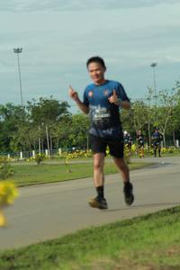 BIB: 0430
                            <button type="button" onclick="openModal(5242918)" class="btn btn-primary btn-sm float-right btn-popup" data-toggle="modal" data-target=".modal-high-quality">
                        <i class="fas fa-shopping-cart"></i> Add to Cart
                    </button>
                                            <button type="button" onclick="isThisMe(5242918, true)" class="btn btn-success btn-sm float-right btn-popup btn-isme hidden" data-toggle="tooltip" data-placement="bottom" title="นี่คือรูปของคุณใช่ไหม คลิกที่นี่เพื่อเอาเข้าอัลบั้ม">
                        <i class="fas fa-plus"></i> Add to album
                    </button>
                    <button type="button" onclick="isThisMe(5242918, false)" class="btn btn-warning btn-sm float-right btn-popup btn-isnotme hidden">
                        <i class="fas fa-ban"></i> Remove from album
                    </button>