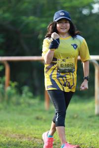 BIB: 1010
                            <button type="button" onclick="openModal(4964887)" class="btn btn-primary btn-sm float-right btn-popup" data-toggle="modal" data-target=".modal-high-quality">
                        <i class="fas fa-shopping-cart"></i> Add to Cart
                    </button>
                                            <button type="button" onclick="isThisMe(4964887, true)" class="btn btn-success btn-sm float-right btn-popup btn-isme hidden" data-toggle="tooltip" data-placement="bottom" title="นี่คือรูปของคุณใช่ไหม คลิกที่นี่เพื่อเอาเข้าอัลบั้ม">
                        <i class="fas fa-plus"></i> Add to album
                    </button>
                    <button type="button" onclick="isThisMe(4964887, false)" class="btn btn-warning btn-sm float-right btn-popup btn-isnotme hidden">
                        <i class="fas fa-ban"></i> Remove from album
                    </button>