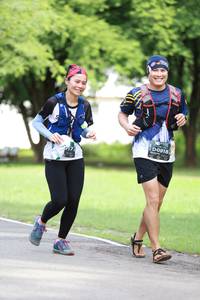 BIB: 0918, 917
                            <button type="button" onclick="openModal(5001226)" class="btn btn-primary btn-sm float-right btn-popup" data-toggle="modal" data-target=".modal-high-quality">
                        <i class="fas fa-shopping-cart"></i> Add to Cart
                    </button>
                                            <button type="button" onclick="isThisMe(5001226, true)" class="btn btn-success btn-sm float-right btn-popup btn-isme hidden" data-toggle="tooltip" data-placement="bottom" title="นี่คือรูปของคุณใช่ไหม คลิกที่นี่เพื่อเอาเข้าอัลบั้ม">
                        <i class="fas fa-plus"></i> Add to album
                    </button>
                    <button type="button" onclick="isThisMe(5001226, false)" class="btn btn-warning btn-sm float-right btn-popup btn-isnotme hidden">
                        <i class="fas fa-ban"></i> Remove from album
                    </button>