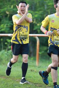 BIB: 0409
                            <button type="button" onclick="openModal(4950772)" class="btn btn-primary btn-sm float-right btn-popup" data-toggle="modal" data-target=".modal-high-quality">
                        <i class="fas fa-shopping-cart"></i> Add to Cart
                    </button>
                                            <button type="button" onclick="isThisMe(4950772, true)" class="btn btn-success btn-sm float-right btn-popup btn-isme hidden" data-toggle="tooltip" data-placement="bottom" title="นี่คือรูปของคุณใช่ไหม คลิกที่นี่เพื่อเอาเข้าอัลบั้ม">
                        <i class="fas fa-plus"></i> Add to album
                    </button>
                    <button type="button" onclick="isThisMe(4950772, false)" class="btn btn-warning btn-sm float-right btn-popup btn-isnotme hidden">
                        <i class="fas fa-ban"></i> Remove from album
                    </button>