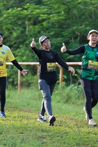 BIB: 0353, 036
                            <button type="button" onclick="openModal(4966908)" class="btn btn-primary btn-sm float-right btn-popup" data-toggle="modal" data-target=".modal-high-quality">
                        <i class="fas fa-shopping-cart"></i> Add to Cart
                    </button>
                                            <button type="button" onclick="isThisMe(4966908, true)" class="btn btn-success btn-sm float-right btn-popup btn-isme hidden" data-toggle="tooltip" data-placement="bottom" title="นี่คือรูปของคุณใช่ไหม คลิกที่นี่เพื่อเอาเข้าอัลบั้ม">
                        <i class="fas fa-plus"></i> Add to album
                    </button>
                    <button type="button" onclick="isThisMe(4966908, false)" class="btn btn-warning btn-sm float-right btn-popup btn-isnotme hidden">
                        <i class="fas fa-ban"></i> Remove from album
                    </button>