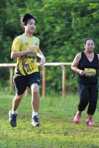 BIB: 0530, 0569
                            <button type="button" onclick="openModal(4967692)" class="btn btn-primary btn-sm float-right btn-popup" data-toggle="modal" data-target=".modal-high-quality">
                        <i class="fas fa-shopping-cart"></i> Add to Cart
                    </button>
                                            <button type="button" onclick="isThisMe(4967692, true)" class="btn btn-success btn-sm float-right btn-popup btn-isme hidden" data-toggle="tooltip" data-placement="bottom" title="นี่คือรูปของคุณใช่ไหม คลิกที่นี่เพื่อเอาเข้าอัลบั้ม">
                        <i class="fas fa-plus"></i> Add to album
                    </button>
                    <button type="button" onclick="isThisMe(4967692, false)" class="btn btn-warning btn-sm float-right btn-popup btn-isnotme hidden">
                        <i class="fas fa-ban"></i> Remove from album
                    </button>