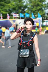 BIB: 430
                            <button type="button" onclick="openModal(4954753)" class="btn btn-primary btn-sm float-right btn-popup" data-toggle="modal" data-target=".modal-high-quality">
                        <i class="fas fa-shopping-cart"></i> Add to Cart
                    </button>
                                            <button type="button" onclick="isThisMe(4954753, true)" class="btn btn-success btn-sm float-right btn-popup btn-isme hidden" data-toggle="tooltip" data-placement="bottom" title="นี่คือรูปของคุณใช่ไหม คลิกที่นี่เพื่อเอาเข้าอัลบั้ม">
                        <i class="fas fa-plus"></i> Add to album
                    </button>
                    <button type="button" onclick="isThisMe(4954753, false)" class="btn btn-warning btn-sm float-right btn-popup btn-isnotme hidden">
                        <i class="fas fa-ban"></i> Remove from album
                    </button>