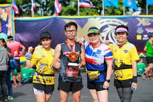 BIB: 0463, 0262
                            <button type="button" onclick="openModal(5013920)" class="btn btn-primary btn-sm float-right btn-popup" data-toggle="modal" data-target=".modal-high-quality">
                        <i class="fas fa-shopping-cart"></i> Add to Cart
                    </button>
                                            <button type="button" onclick="isThisMe(5013920, true)" class="btn btn-success btn-sm float-right btn-popup btn-isme hidden" data-toggle="tooltip" data-placement="bottom" title="นี่คือรูปของคุณใช่ไหม คลิกที่นี่เพื่อเอาเข้าอัลบั้ม">
                        <i class="fas fa-plus"></i> Add to album
                    </button>
                    <button type="button" onclick="isThisMe(5013920, false)" class="btn btn-warning btn-sm float-right btn-popup btn-isnotme hidden">
                        <i class="fas fa-ban"></i> Remove from album
                    </button>