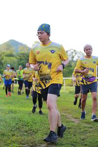 BIB: 0284, 154
                            <button type="button" onclick="openModal(4923621)" class="btn btn-primary btn-sm float-right btn-popup" data-toggle="modal" data-target=".modal-high-quality">
                        <i class="fas fa-shopping-cart"></i> Add to Cart
                    </button>
                                            <button type="button" onclick="isThisMe(4923621, true)" class="btn btn-success btn-sm float-right btn-popup btn-isme hidden" data-toggle="tooltip" data-placement="bottom" title="นี่คือรูปของคุณใช่ไหม คลิกที่นี่เพื่อเอาเข้าอัลบั้ม">
                        <i class="fas fa-plus"></i> Add to album
                    </button>
                    <button type="button" onclick="isThisMe(4923621, false)" class="btn btn-warning btn-sm float-right btn-popup btn-isnotme hidden">
                        <i class="fas fa-ban"></i> Remove from album
                    </button>