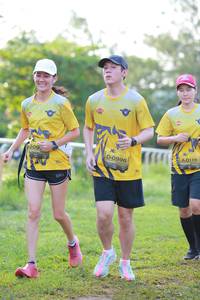 BIB: 009, 0119, 0996
                            <button type="button" onclick="openModal(4926442)" class="btn btn-primary btn-sm float-right btn-popup" data-toggle="modal" data-target=".modal-high-quality">
                        <i class="fas fa-shopping-cart"></i> Add to Cart
                    </button>
                                            <button type="button" onclick="isThisMe(4926442, true)" class="btn btn-success btn-sm float-right btn-popup btn-isme hidden" data-toggle="tooltip" data-placement="bottom" title="นี่คือรูปของคุณใช่ไหม คลิกที่นี่เพื่อเอาเข้าอัลบั้ม">
                        <i class="fas fa-plus"></i> Add to album
                    </button>
                    <button type="button" onclick="isThisMe(4926442, false)" class="btn btn-warning btn-sm float-right btn-popup btn-isnotme hidden">
                        <i class="fas fa-ban"></i> Remove from album
                    </button>