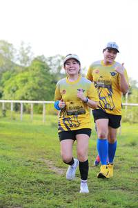 BIB: 0339, 1154
                            <button type="button" onclick="openModal(4923526)" class="btn btn-primary btn-sm float-right btn-popup" data-toggle="modal" data-target=".modal-high-quality">
                        <i class="fas fa-shopping-cart"></i> Add to Cart
                    </button>
                                            <button type="button" onclick="isThisMe(4923526, true)" class="btn btn-success btn-sm float-right btn-popup btn-isme hidden" data-toggle="tooltip" data-placement="bottom" title="นี่คือรูปของคุณใช่ไหม คลิกที่นี่เพื่อเอาเข้าอัลบั้ม">
                        <i class="fas fa-plus"></i> Add to album
                    </button>
                    <button type="button" onclick="isThisMe(4923526, false)" class="btn btn-warning btn-sm float-right btn-popup btn-isnotme hidden">
                        <i class="fas fa-ban"></i> Remove from album
                    </button>