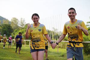 BIB: 0815, 0814
                            <button type="button" onclick="openModal(4923499)" class="btn btn-primary btn-sm float-right btn-popup" data-toggle="modal" data-target=".modal-high-quality">
                        <i class="fas fa-shopping-cart"></i> Add to Cart
                    </button>
                                            <button type="button" onclick="isThisMe(4923499, true)" class="btn btn-success btn-sm float-right btn-popup btn-isme hidden" data-toggle="tooltip" data-placement="bottom" title="นี่คือรูปของคุณใช่ไหม คลิกที่นี่เพื่อเอาเข้าอัลบั้ม">
                        <i class="fas fa-plus"></i> Add to album
                    </button>
                    <button type="button" onclick="isThisMe(4923499, false)" class="btn btn-warning btn-sm float-right btn-popup btn-isnotme hidden">
                        <i class="fas fa-ban"></i> Remove from album
                    </button>