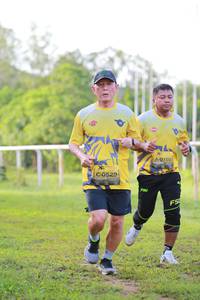 BIB: 0150, 0529
                            <button type="button" onclick="openModal(4923196)" class="btn btn-primary btn-sm float-right btn-popup" data-toggle="modal" data-target=".modal-high-quality">
                        <i class="fas fa-shopping-cart"></i> Add to Cart
                    </button>
                                            <button type="button" onclick="isThisMe(4923196, true)" class="btn btn-success btn-sm float-right btn-popup btn-isme hidden" data-toggle="tooltip" data-placement="bottom" title="นี่คือรูปของคุณใช่ไหม คลิกที่นี่เพื่อเอาเข้าอัลบั้ม">
                        <i class="fas fa-plus"></i> Add to album
                    </button>
                    <button type="button" onclick="isThisMe(4923196, false)" class="btn btn-warning btn-sm float-right btn-popup btn-isnotme hidden">
                        <i class="fas fa-ban"></i> Remove from album
                    </button>