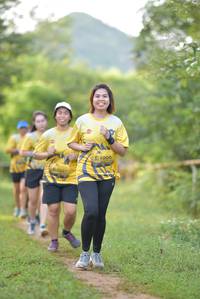 BIB: 1005
                            <button type="button" onclick="openModal(4981501)" class="btn btn-primary btn-sm float-right btn-popup" data-toggle="modal" data-target=".modal-high-quality">
                        <i class="fas fa-shopping-cart"></i> Add to Cart
                    </button>
                                            <button type="button" onclick="isThisMe(4981501, true)" class="btn btn-success btn-sm float-right btn-popup btn-isme hidden" data-toggle="tooltip" data-placement="bottom" title="นี่คือรูปของคุณใช่ไหม คลิกที่นี่เพื่อเอาเข้าอัลบั้ม">
                        <i class="fas fa-plus"></i> Add to album
                    </button>
                    <button type="button" onclick="isThisMe(4981501, false)" class="btn btn-warning btn-sm float-right btn-popup btn-isnotme hidden">
                        <i class="fas fa-ban"></i> Remove from album
                    </button>