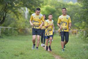 BIB: 1214, 1211, 1221, 
                            <button type="button" onclick="openModal(4934831)" class="btn btn-primary btn-sm float-right btn-popup" data-toggle="modal" data-target=".modal-high-quality">
                        <i class="fas fa-shopping-cart"></i> Add to Cart
                    </button>
                                            <button type="button" onclick="isThisMe(4934831, true)" class="btn btn-success btn-sm float-right btn-popup btn-isme hidden" data-toggle="tooltip" data-placement="bottom" title="นี่คือรูปของคุณใช่ไหม คลิกที่นี่เพื่อเอาเข้าอัลบั้ม">
                        <i class="fas fa-plus"></i> Add to album
                    </button>
                    <button type="button" onclick="isThisMe(4934831, false)" class="btn btn-warning btn-sm float-right btn-popup btn-isnotme hidden">
                        <i class="fas fa-ban"></i> Remove from album
                    </button>