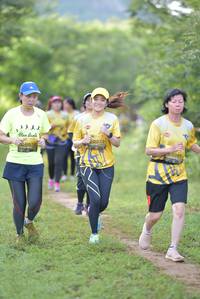 BIB: 2573, 572, 049
                            <button type="button" onclick="openModal(4991172)" class="btn btn-primary btn-sm float-right btn-popup" data-toggle="modal" data-target=".modal-high-quality">
                        <i class="fas fa-shopping-cart"></i> Add to Cart
                    </button>
                                            <button type="button" onclick="isThisMe(4991172, true)" class="btn btn-success btn-sm float-right btn-popup btn-isme hidden" data-toggle="tooltip" data-placement="bottom" title="นี่คือรูปของคุณใช่ไหม คลิกที่นี่เพื่อเอาเข้าอัลบั้ม">
                        <i class="fas fa-plus"></i> Add to album
                    </button>
                    <button type="button" onclick="isThisMe(4991172, false)" class="btn btn-warning btn-sm float-right btn-popup btn-isnotme hidden">
                        <i class="fas fa-ban"></i> Remove from album
                    </button>