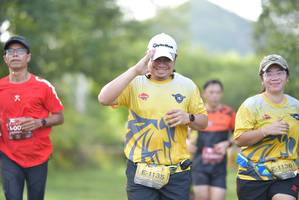 BIB: 1136, 1135
                            <button type="button" onclick="openModal(4986639)" class="btn btn-primary btn-sm float-right btn-popup" data-toggle="modal" data-target=".modal-high-quality">
                        <i class="fas fa-shopping-cart"></i> Add to Cart
                    </button>
                                            <button type="button" onclick="isThisMe(4986639, true)" class="btn btn-success btn-sm float-right btn-popup btn-isme hidden" data-toggle="tooltip" data-placement="bottom" title="นี่คือรูปของคุณใช่ไหม คลิกที่นี่เพื่อเอาเข้าอัลบั้ม">
                        <i class="fas fa-plus"></i> Add to album
                    </button>
                    <button type="button" onclick="isThisMe(4986639, false)" class="btn btn-warning btn-sm float-right btn-popup btn-isnotme hidden">
                        <i class="fas fa-ban"></i> Remove from album
                    </button>