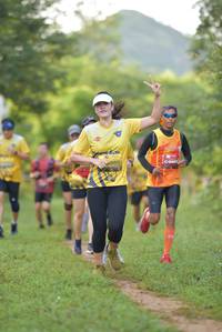 BIB: 960
                            <button type="button" onclick="openModal(4933939)" class="btn btn-primary btn-sm float-right btn-popup" data-toggle="modal" data-target=".modal-high-quality">
                        <i class="fas fa-shopping-cart"></i> Add to Cart
                    </button>
                                            <button type="button" onclick="isThisMe(4933939, true)" class="btn btn-success btn-sm float-right btn-popup btn-isme hidden" data-toggle="tooltip" data-placement="bottom" title="นี่คือรูปของคุณใช่ไหม คลิกที่นี่เพื่อเอาเข้าอัลบั้ม">
                        <i class="fas fa-plus"></i> Add to album
                    </button>
                    <button type="button" onclick="isThisMe(4933939, false)" class="btn btn-warning btn-sm float-right btn-popup btn-isnotme hidden">
                        <i class="fas fa-ban"></i> Remove from album
                    </button>