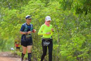 BIB: 022, 0225
                            <button type="button" onclick="openModal(5116352)" class="btn btn-primary btn-sm float-right btn-popup" data-toggle="modal" data-target=".modal-high-quality">
                        <i class="fas fa-shopping-cart"></i> Add to Cart
                    </button>
                                            <button type="button" onclick="isThisMe(5116352, true)" class="btn btn-success btn-sm float-right btn-popup btn-isme hidden" data-toggle="tooltip" data-placement="bottom" title="นี่คือรูปของคุณใช่ไหม คลิกที่นี่เพื่อเอาเข้าอัลบั้ม">
                        <i class="fas fa-plus"></i> Add to album
                    </button>
                    <button type="button" onclick="isThisMe(5116352, false)" class="btn btn-warning btn-sm float-right btn-popup btn-isnotme hidden">
                        <i class="fas fa-ban"></i> Remove from album
                    </button>