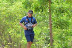 BIB: 0164
                            <button type="button" onclick="openModal(5115293)" class="btn btn-primary btn-sm float-right btn-popup" data-toggle="modal" data-target=".modal-high-quality">
                        <i class="fas fa-shopping-cart"></i> Add to Cart
                    </button>
                                            <button type="button" onclick="isThisMe(5115293, true)" class="btn btn-success btn-sm float-right btn-popup btn-isme hidden" data-toggle="tooltip" data-placement="bottom" title="นี่คือรูปของคุณใช่ไหม คลิกที่นี่เพื่อเอาเข้าอัลบั้ม">
                        <i class="fas fa-plus"></i> Add to album
                    </button>
                    <button type="button" onclick="isThisMe(5115293, false)" class="btn btn-warning btn-sm float-right btn-popup btn-isnotme hidden">
                        <i class="fas fa-ban"></i> Remove from album
                    </button>