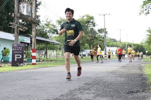 BIB: 0197
                            <button type="button" onclick="openModal(5234524)" class="btn btn-primary btn-sm float-right btn-popup" data-toggle="modal" data-target=".modal-high-quality">
                        <i class="fas fa-shopping-cart"></i> Add to Cart
                    </button>
                                            <button type="button" onclick="isThisMe(5234524, true)" class="btn btn-success btn-sm float-right btn-popup btn-isme hidden" data-toggle="tooltip" data-placement="bottom" title="นี่คือรูปของคุณใช่ไหม คลิกที่นี่เพื่อเอาเข้าอัลบั้ม">
                        <i class="fas fa-plus"></i> Add to album
                    </button>
                    <button type="button" onclick="isThisMe(5234524, false)" class="btn btn-warning btn-sm float-right btn-popup btn-isnotme hidden">
                        <i class="fas fa-ban"></i> Remove from album
                    </button>