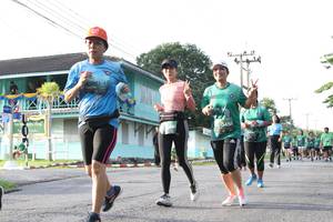 BIB: 0451
                            <button type="button" onclick="openModal(5232971)" class="btn btn-primary btn-sm float-right btn-popup" data-toggle="modal" data-target=".modal-high-quality">
                        <i class="fas fa-shopping-cart"></i> Add to Cart
                    </button>
                                            <button type="button" onclick="isThisMe(5232971, true)" class="btn btn-success btn-sm float-right btn-popup btn-isme hidden" data-toggle="tooltip" data-placement="bottom" title="นี่คือรูปของคุณใช่ไหม คลิกที่นี่เพื่อเอาเข้าอัลบั้ม">
                        <i class="fas fa-plus"></i> Add to album
                    </button>
                    <button type="button" onclick="isThisMe(5232971, false)" class="btn btn-warning btn-sm float-right btn-popup btn-isnotme hidden">
                        <i class="fas fa-ban"></i> Remove from album
                    </button>